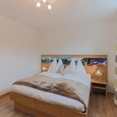 In Brixen Near Welt, Cleaning Included Apartment *